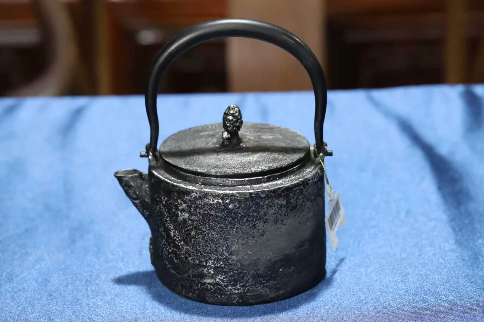 砂铁桶形兰