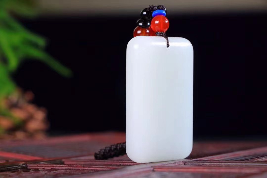 羊脂玉•无事牌