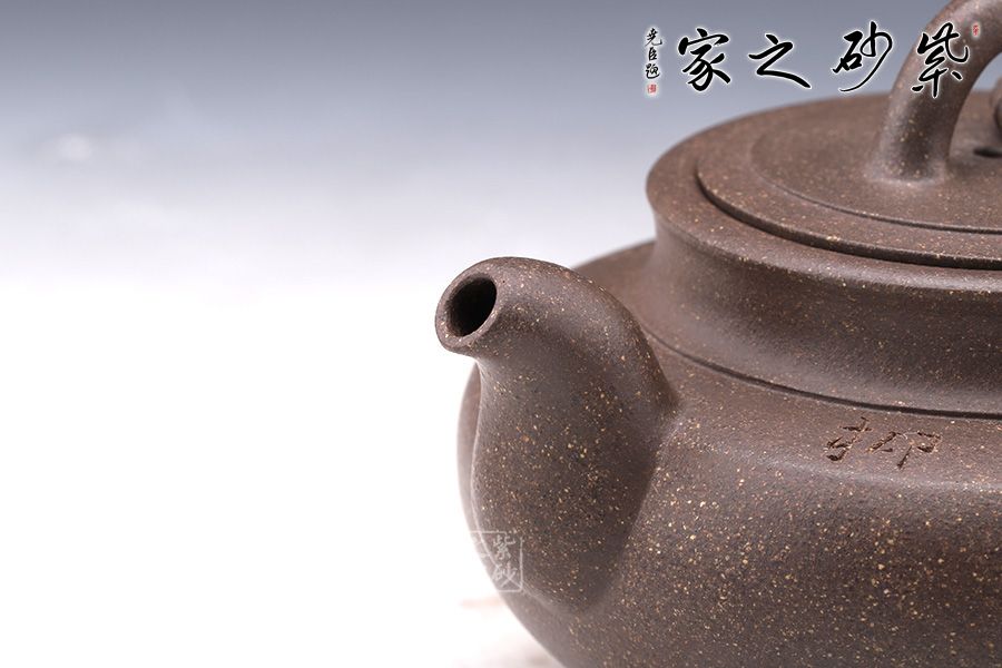 三足馨瑞范永良