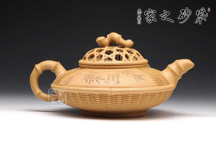 高档宜兴紫砂壶【蟹壶(黄)】 | 紫砂壶名家【钱菊萍】
