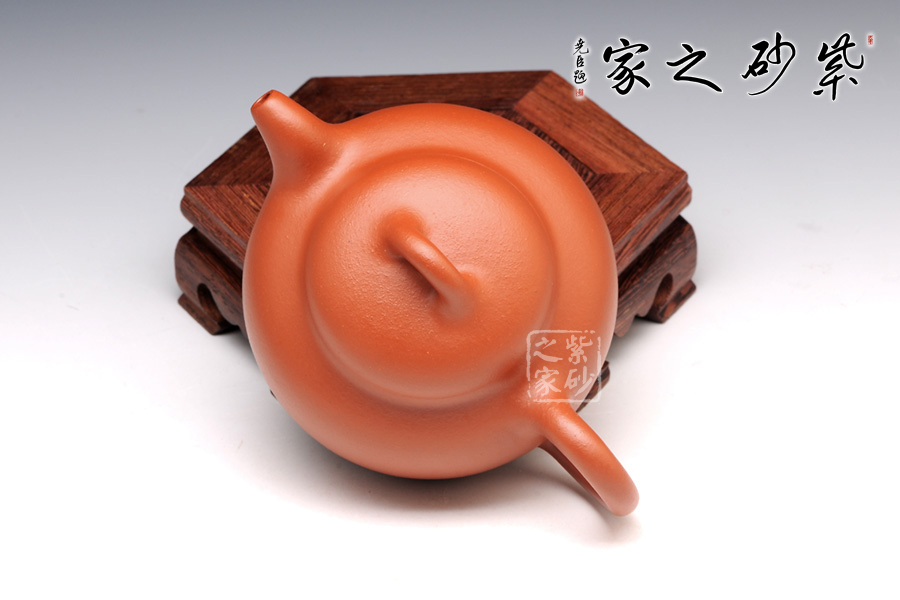 高档宜兴紫砂壶【朱泥莲子】 | 紫砂壶名家【钱菊萍】