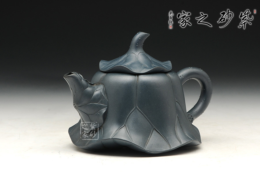 荷钟壶