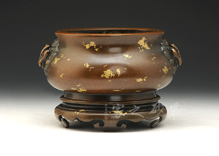 高档宜兴紫砂壶【点金天鸡耳彝炉带座】 | 紫砂壶名家【陈巧生】作品 | 泥料【】 | 紫砂壶收藏 - 紫砂之家官方商城