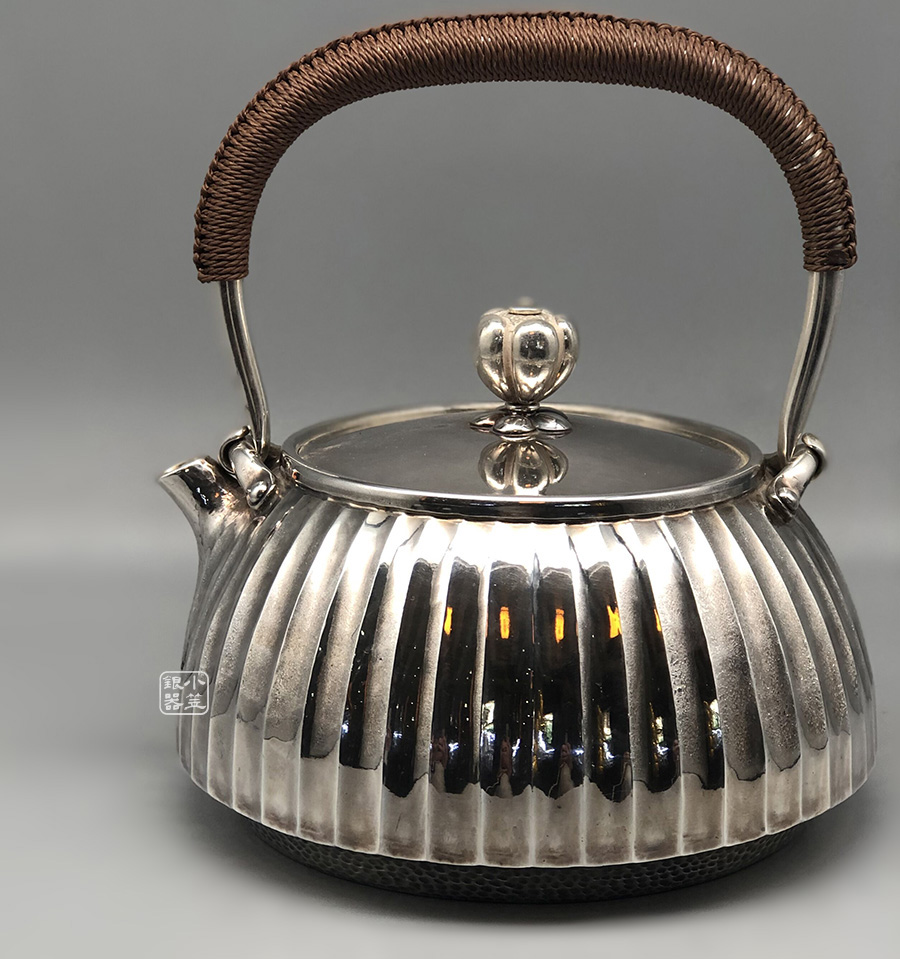 小笠银器筋纹提梁壶