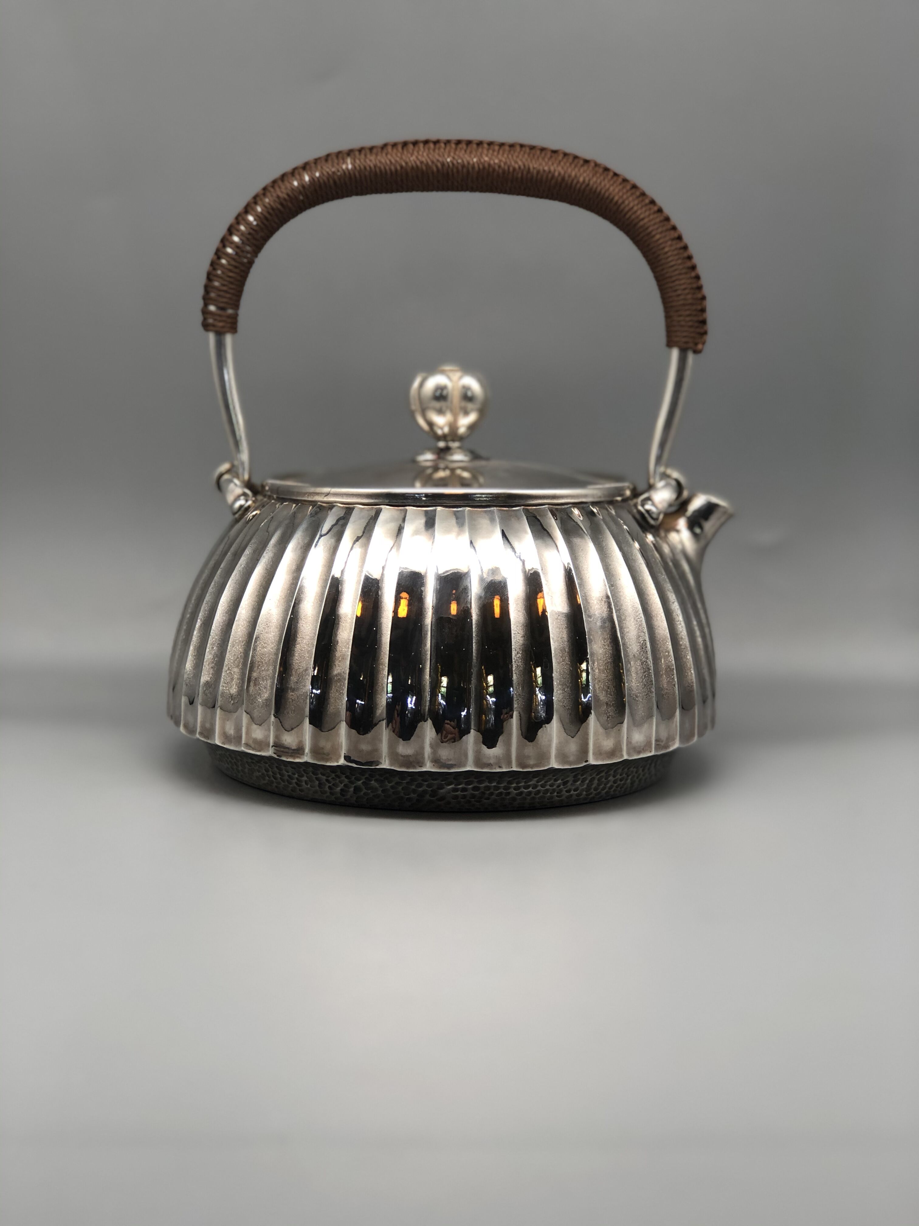 小笠银器筋纹提梁壶