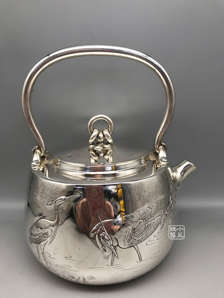 小笠银器白鹭錾刻银壶