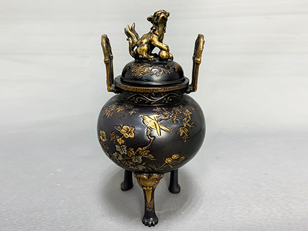 大峰作 玉形狮子 