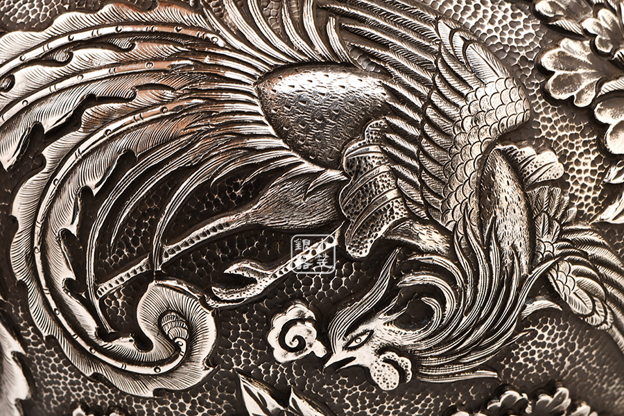 小笠银器 凤凰纹牡丹錾刻银壶