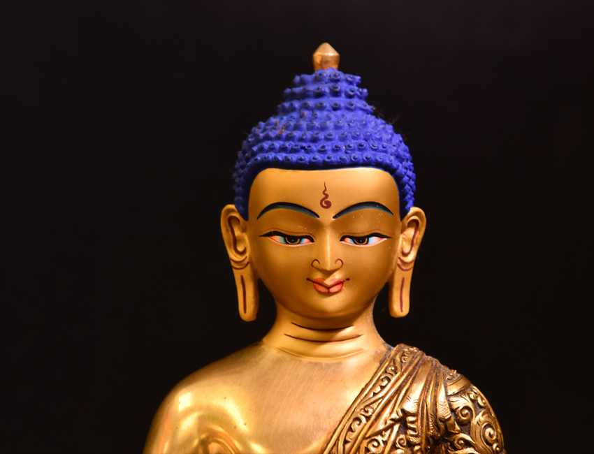 尼泊尔佛像阿弥陀佛鎏金33cm