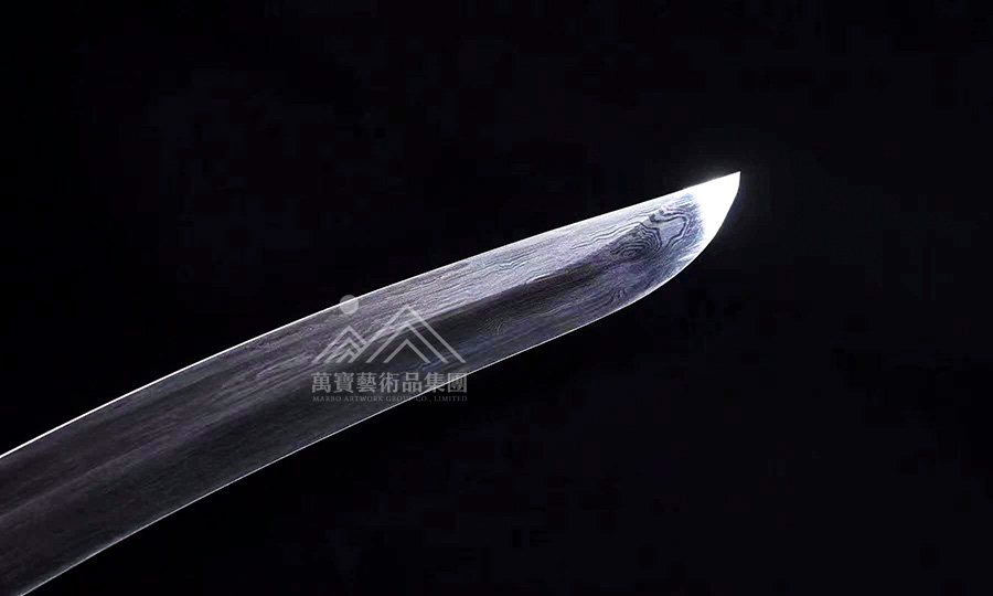 手工环首逆刃短刀～上等黑檀～花纹钢～柄绕绳作品描述作者:神锋尺寸