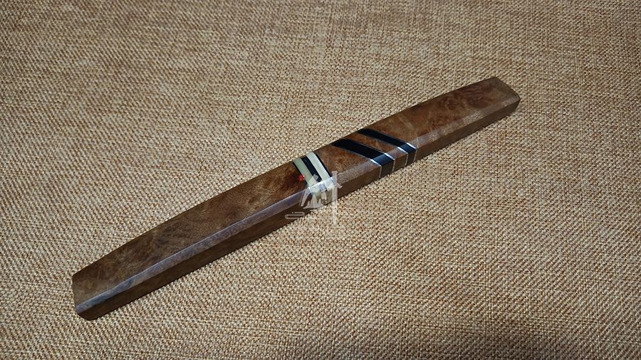 六边鞘手工小刀