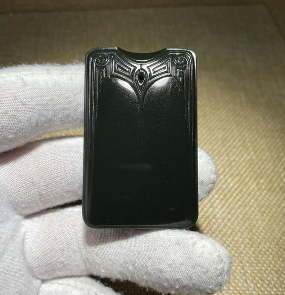 黑青籽料无事牌