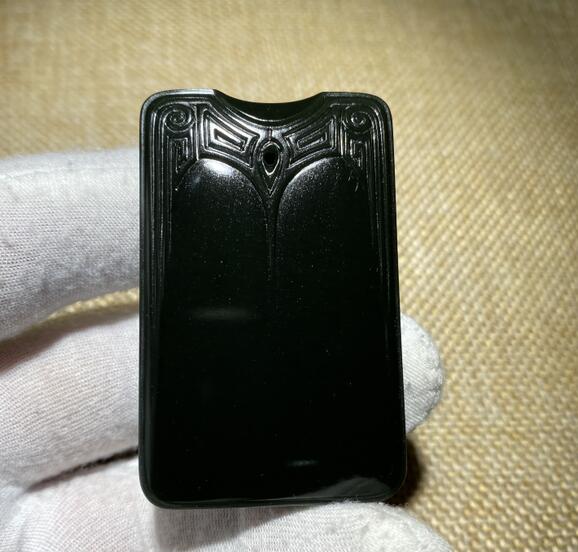 黑青籽料无事牌