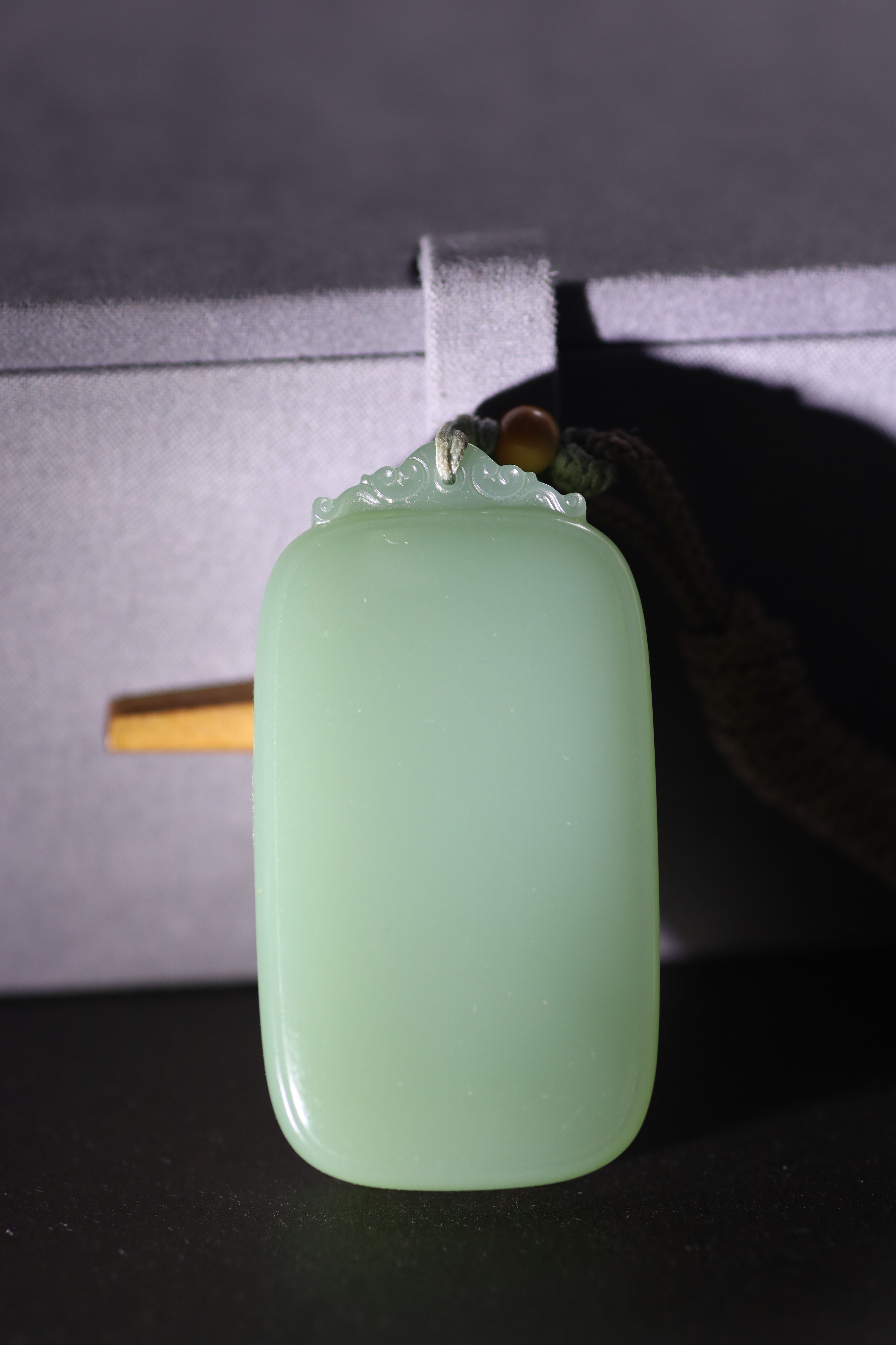 粉青平安无事牌