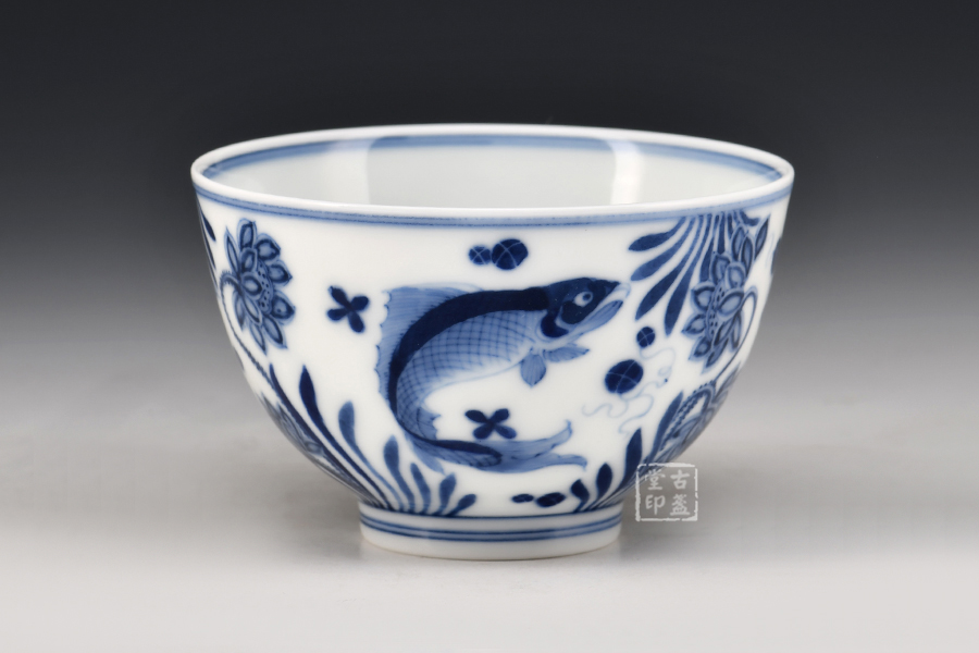 公認ストア 中国 青花魚藻文大壺 C294 - 美術品