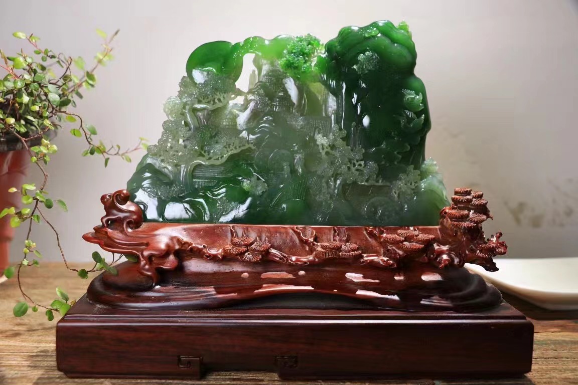 精品和田玉碧玉摆件