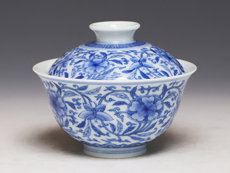 青花蝶恋花盖碗