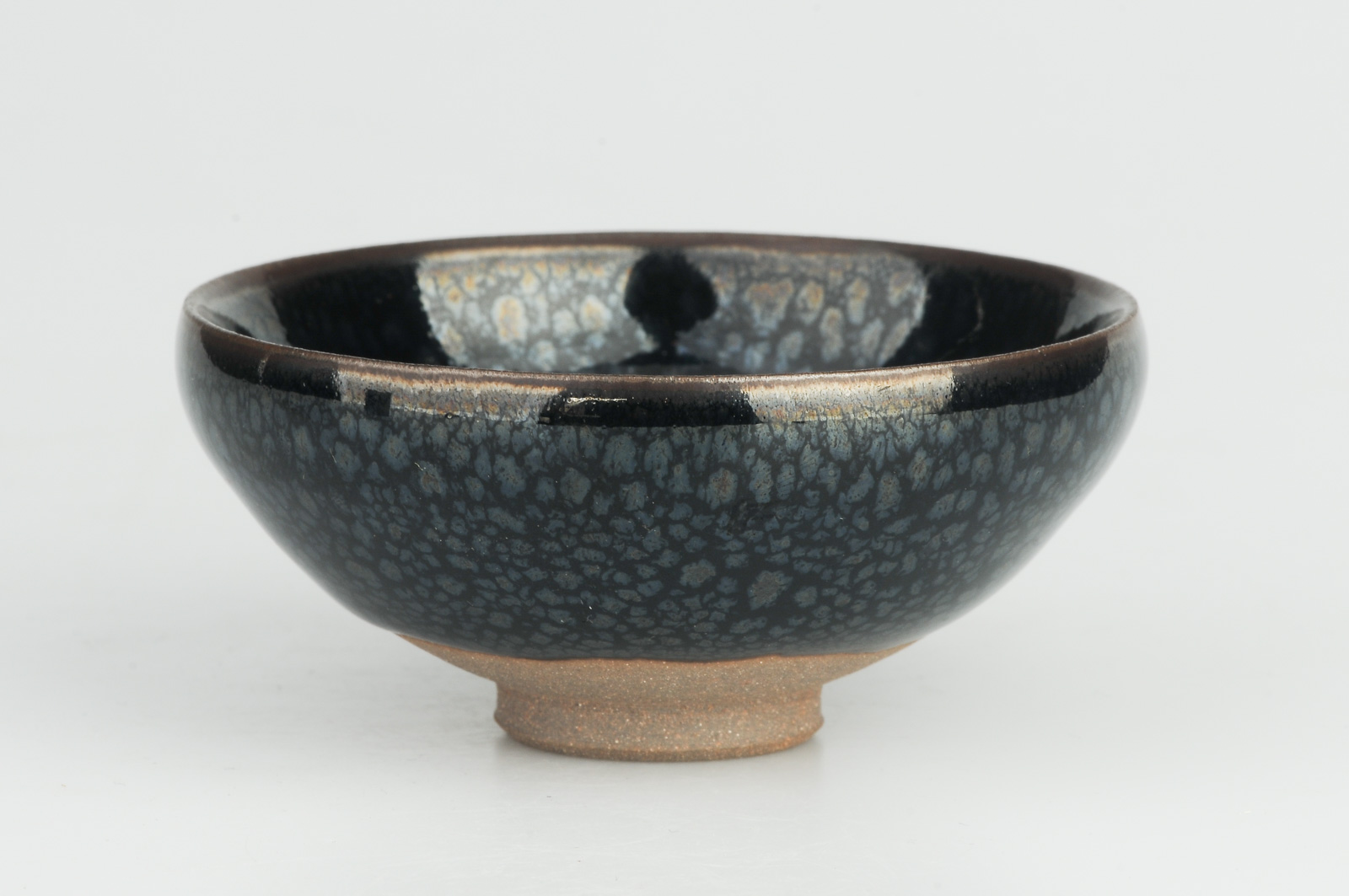 孔雀蓝油滴敛口盏