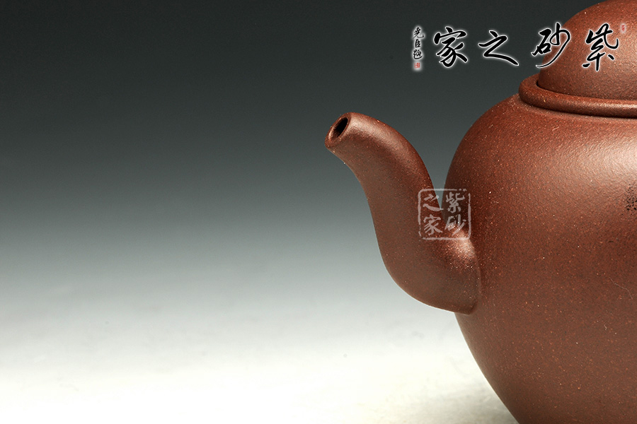 刻字装饰者:王中亚装饰内容: 茶道禅心a面:装饰: 刻绘装饰者:王中乔