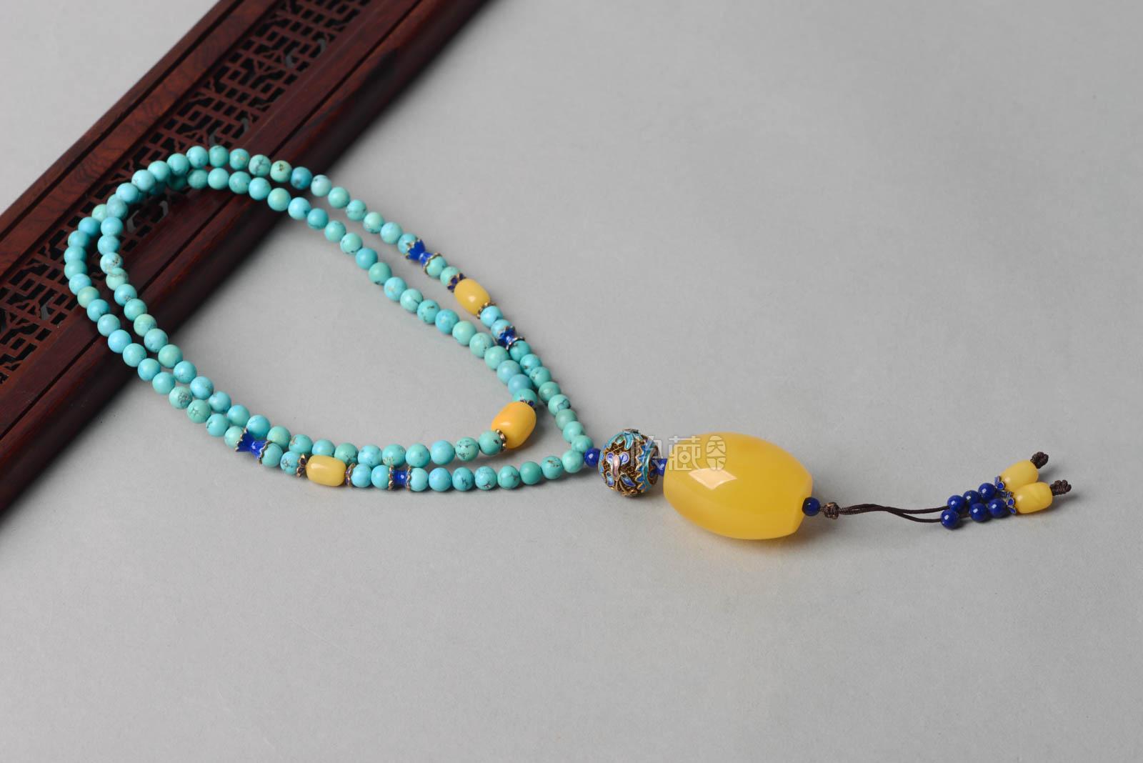 意设计师款蜜蜡绿松项链