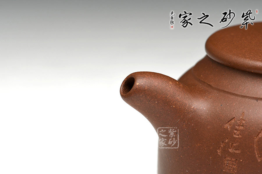 作品展示b面:装饰: 花卉装饰者:黄佳汇装饰内容