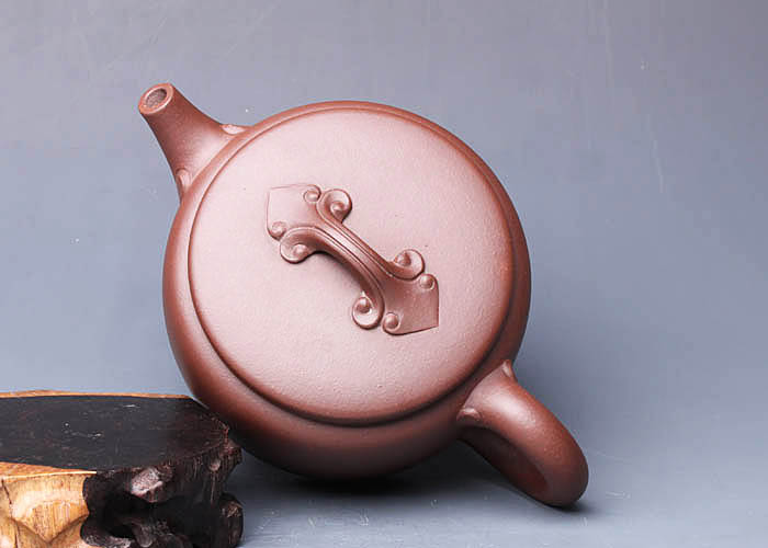 如意桥形壶钮增添美感