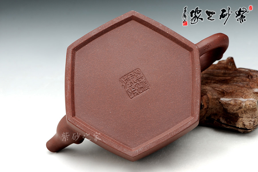底款作者印章,葛岳纯,国家高级工艺师,葛明祥传人,作品荣誉颇丰,值得