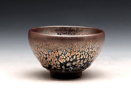 高档作品【飞惺金油滴敛口小盏 (停)】|名家建盏作品_作品库_紫砂之家