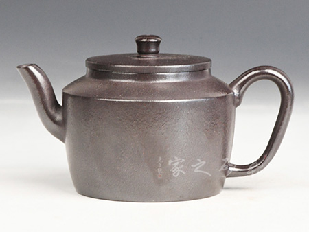折肩宫灯