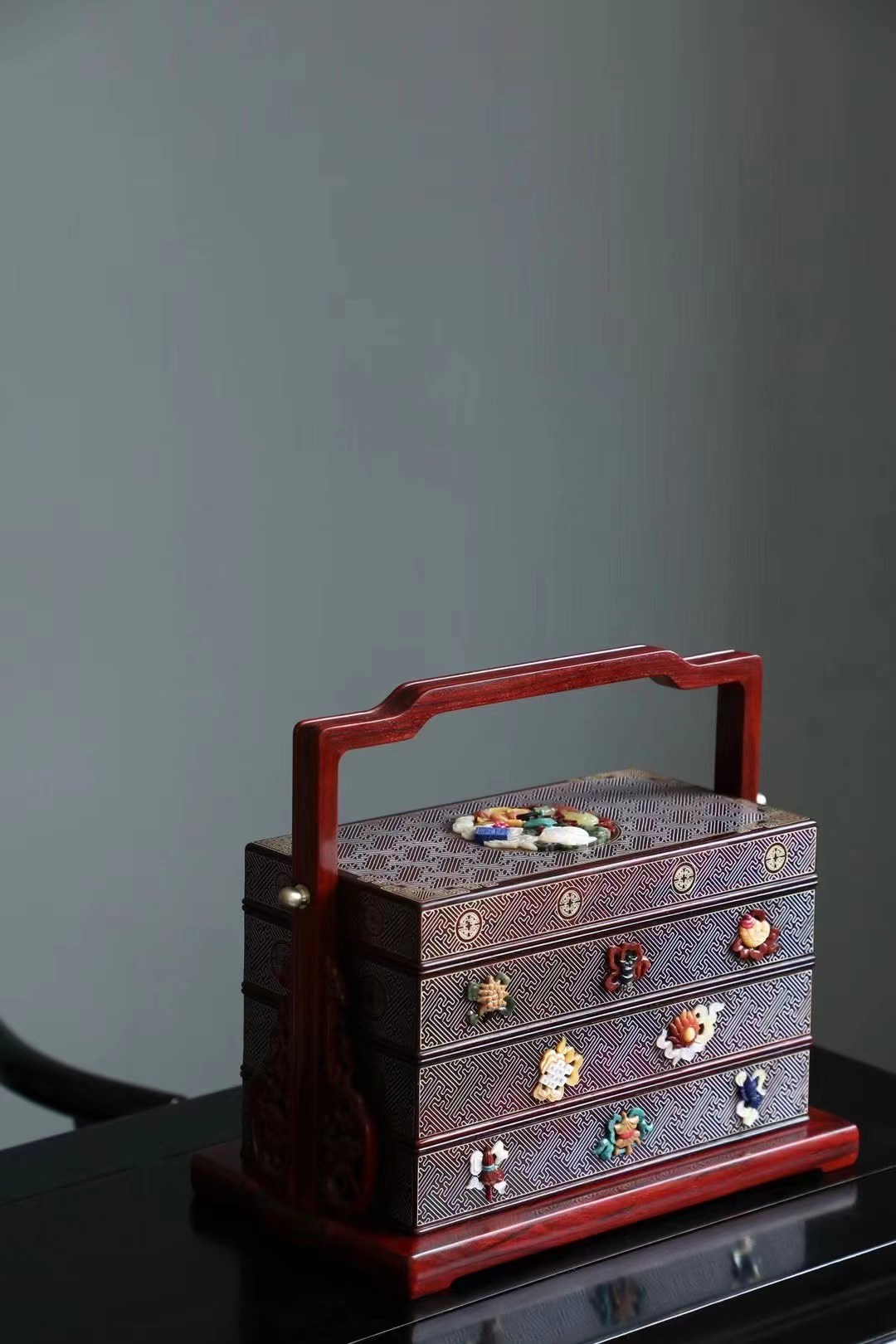 吉祥如意提梁盒