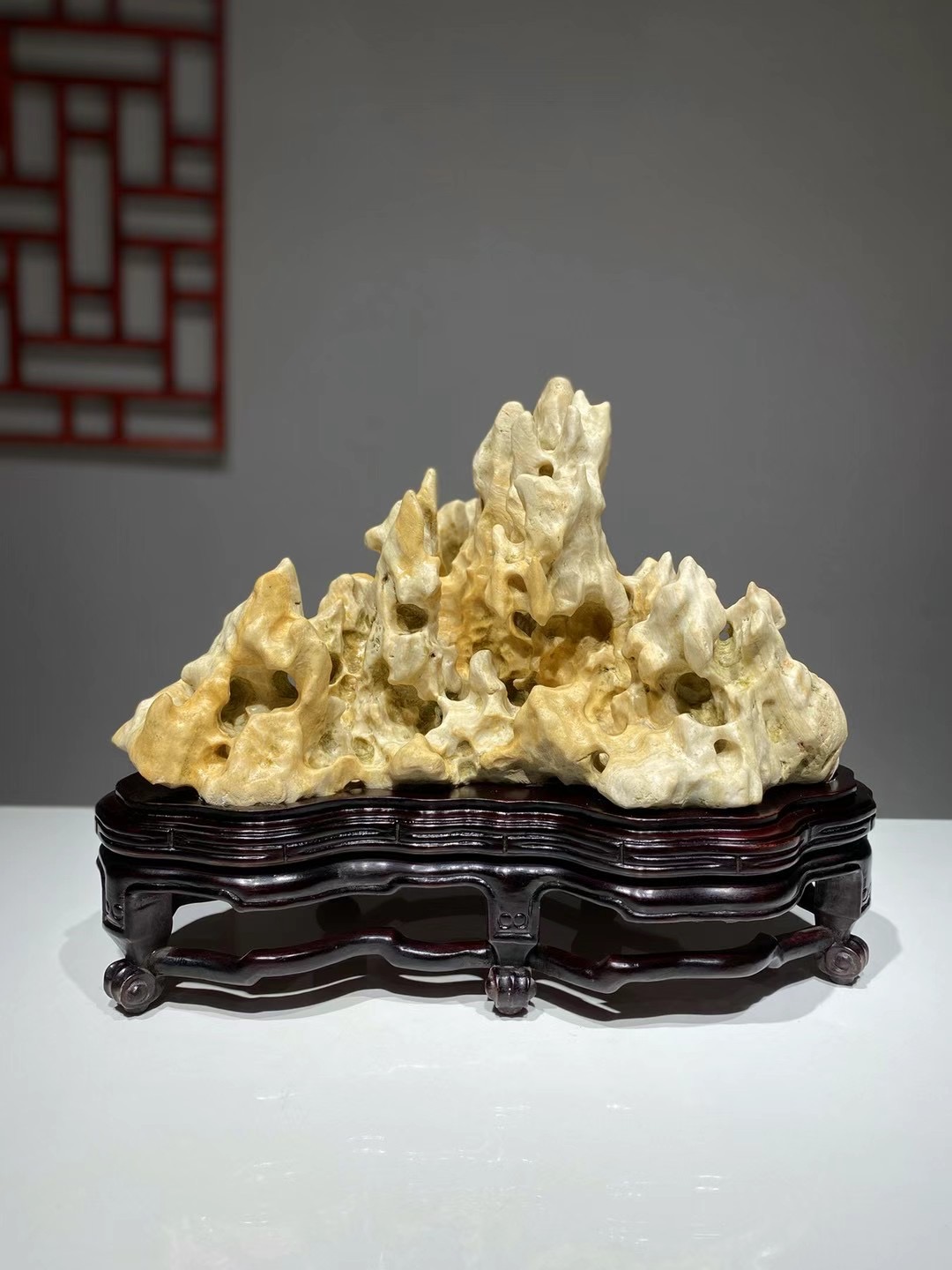 太湖石36×45×25厘米