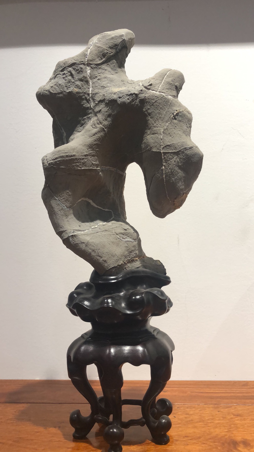 灵璧石，高43，宽16，厚9