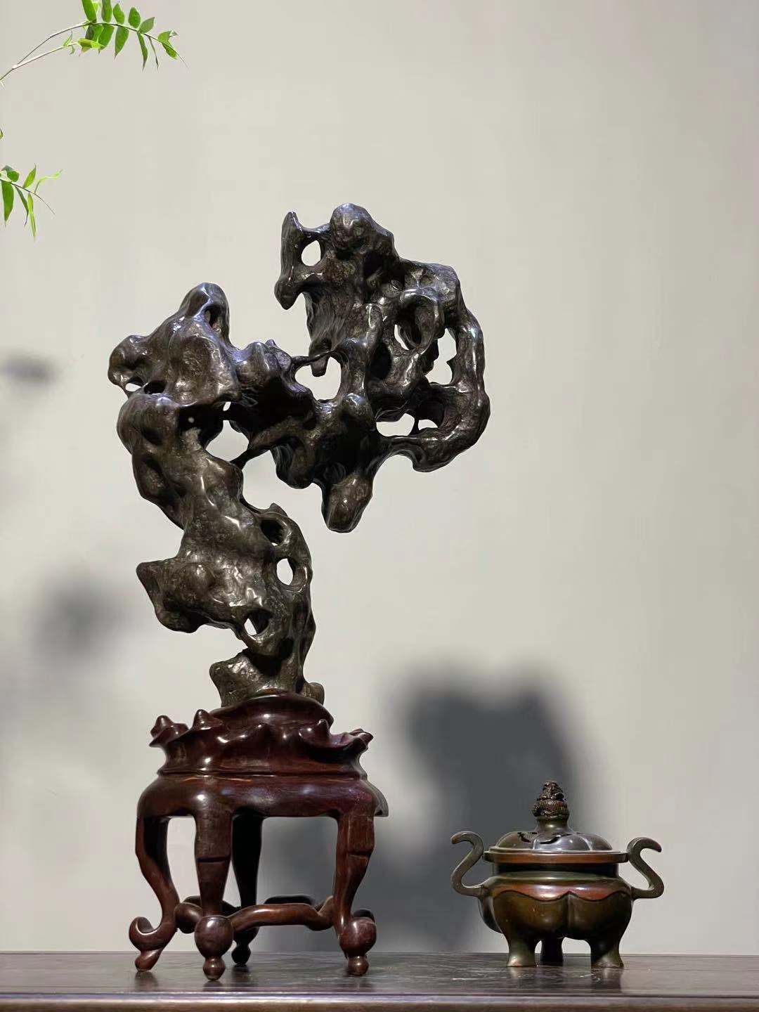 太湖石22×11×43cm