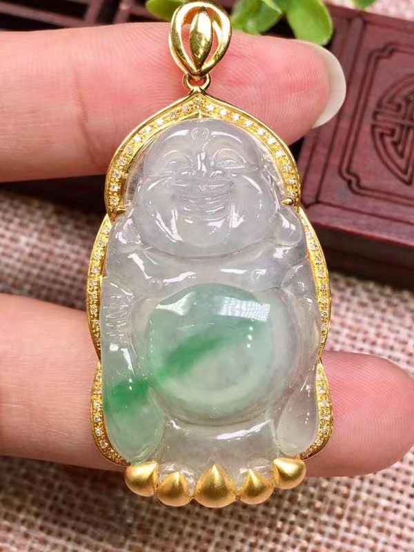 冰飘绿站佛