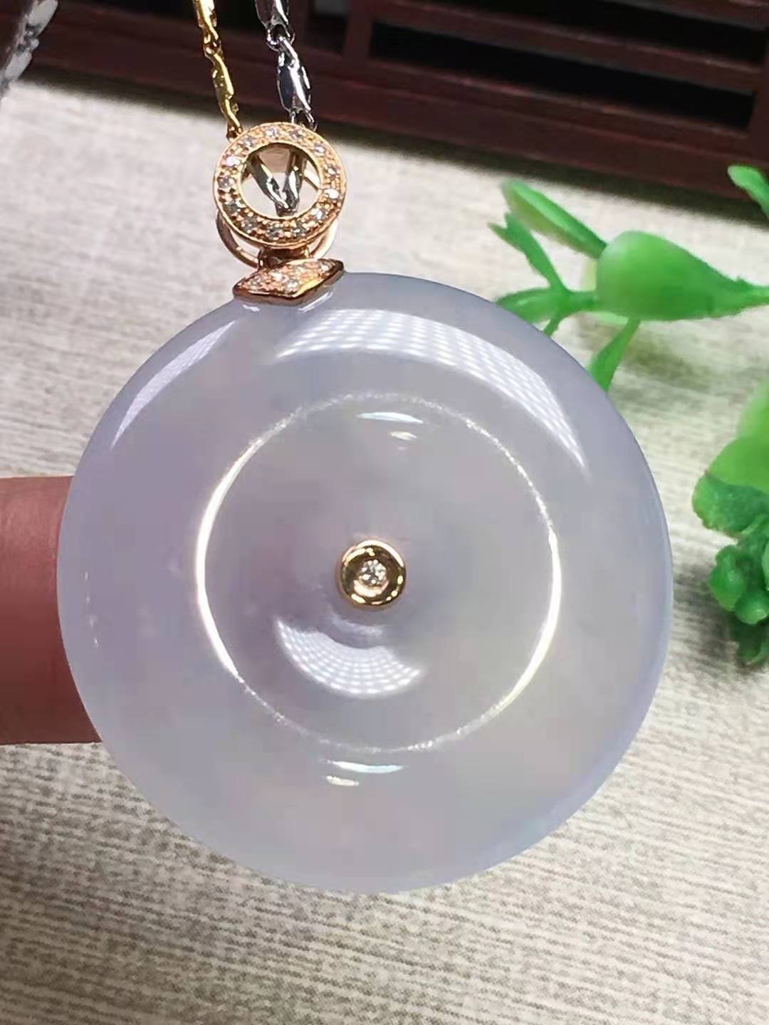 18k镶冰紫平安扣