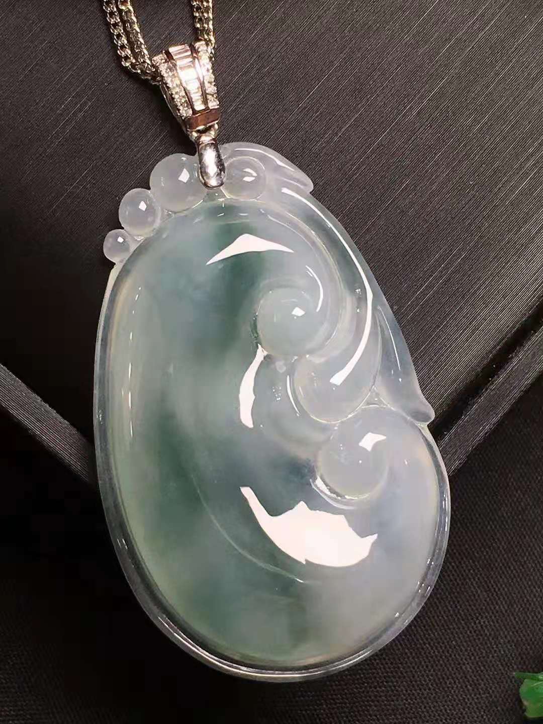 18K金镶冰飘花如意
