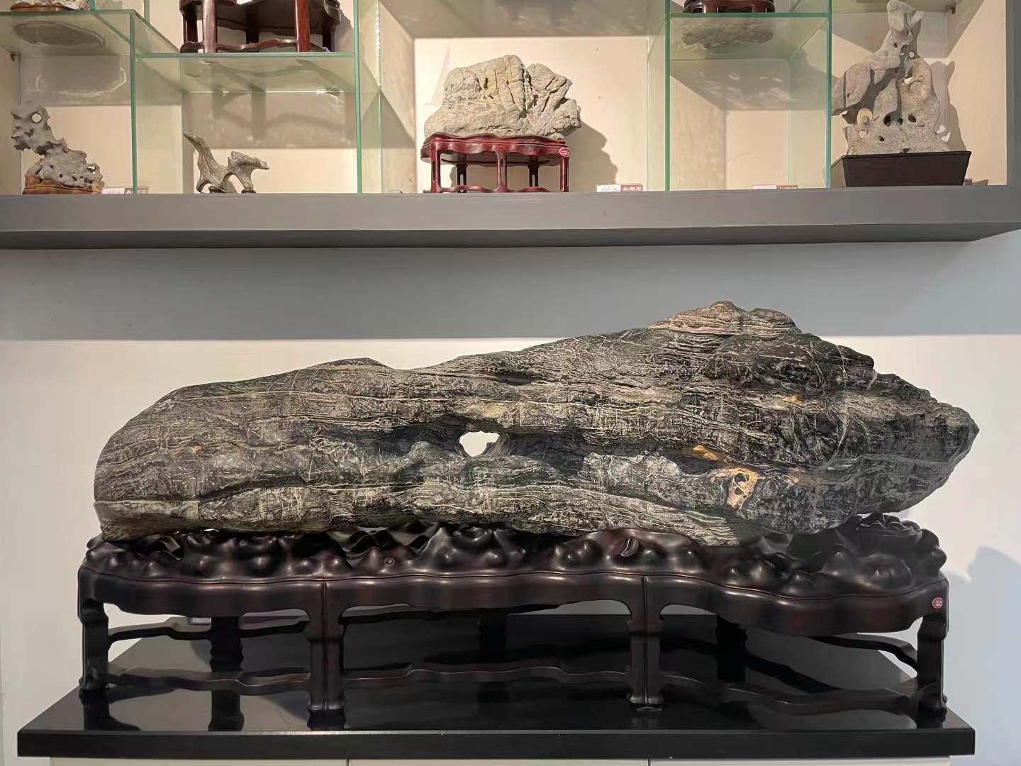 灵璧石130×50×56cm
