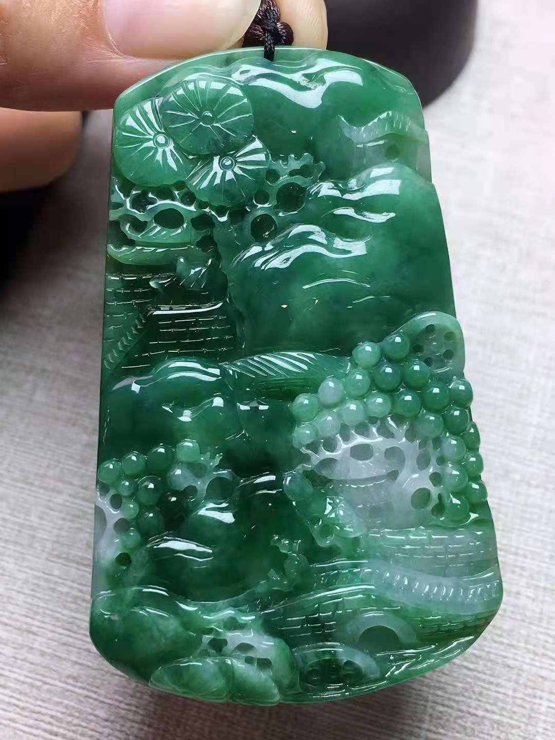 飘绿山水牌