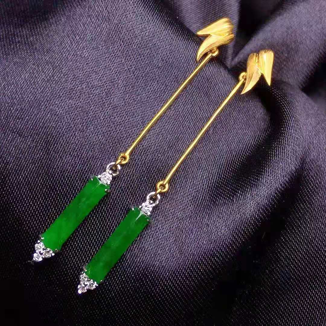 翠色耳坠