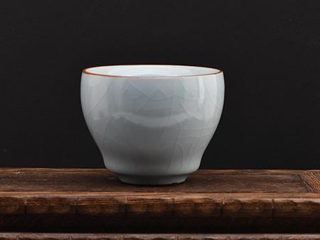 哥窑天青圆杯
