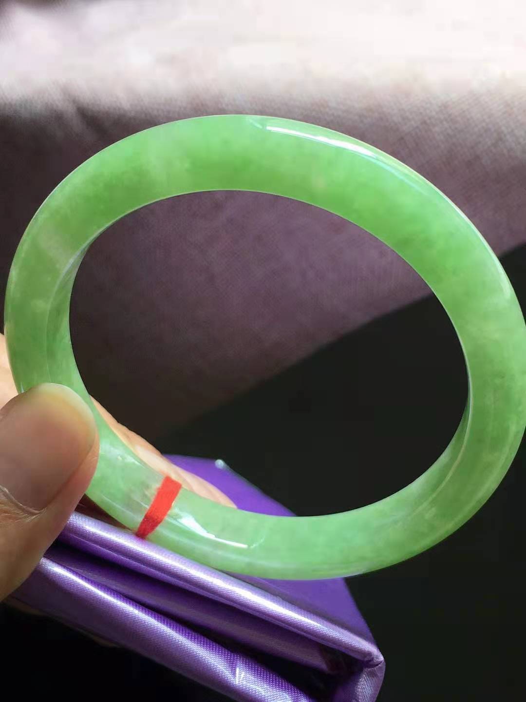 天然翡翠黄翡正圈手镯