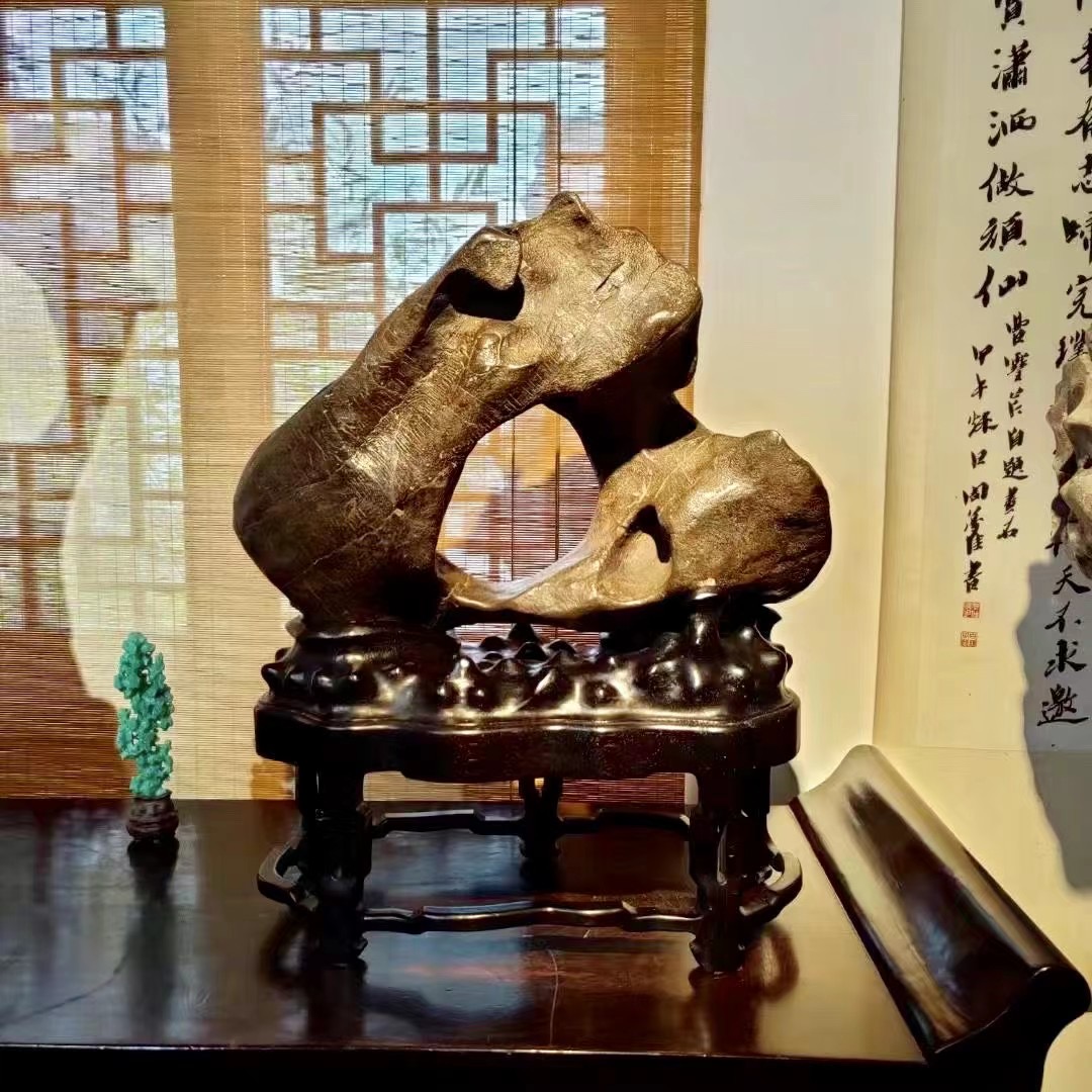 太湖石62*52*25