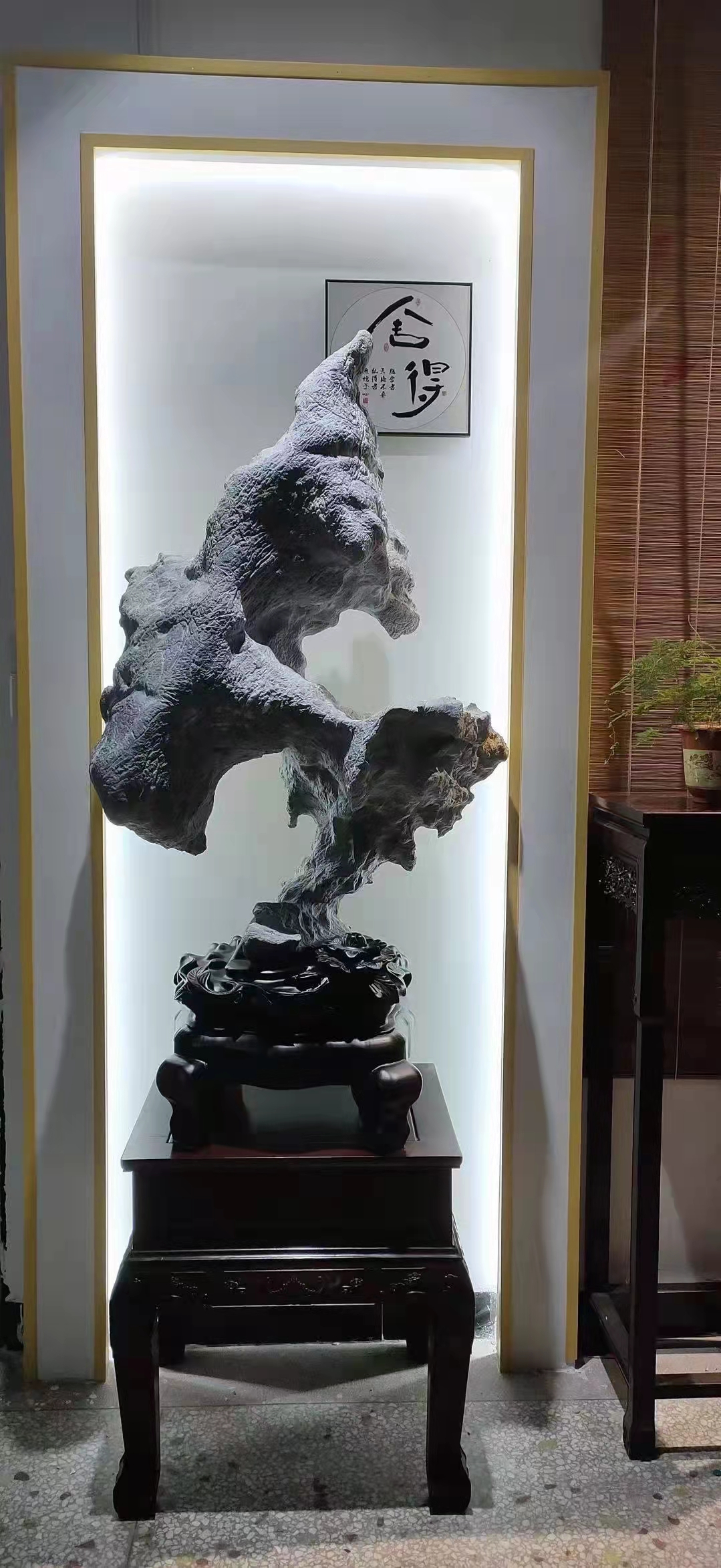 灵璧石80*42*146