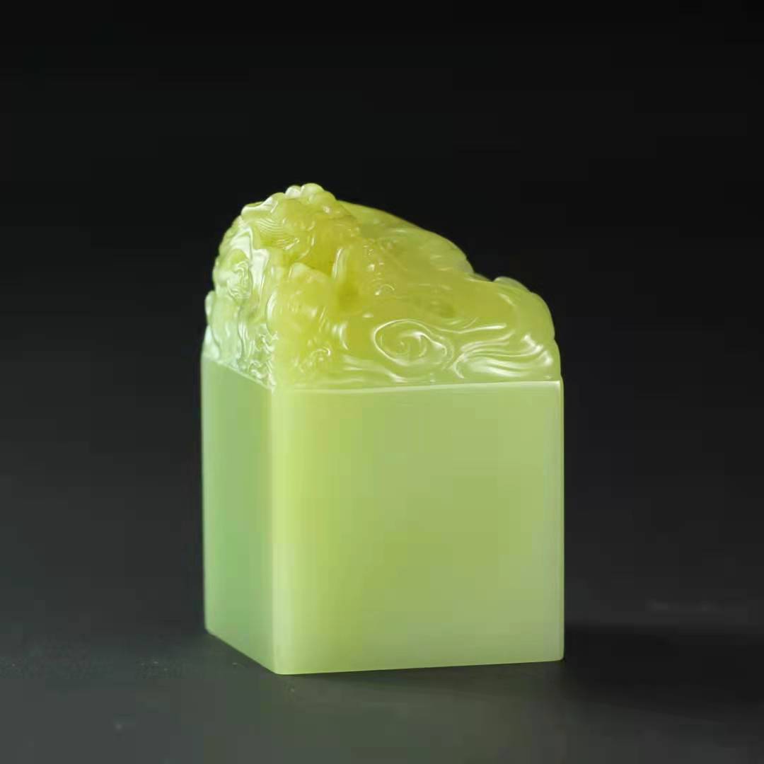 云龙戏珠