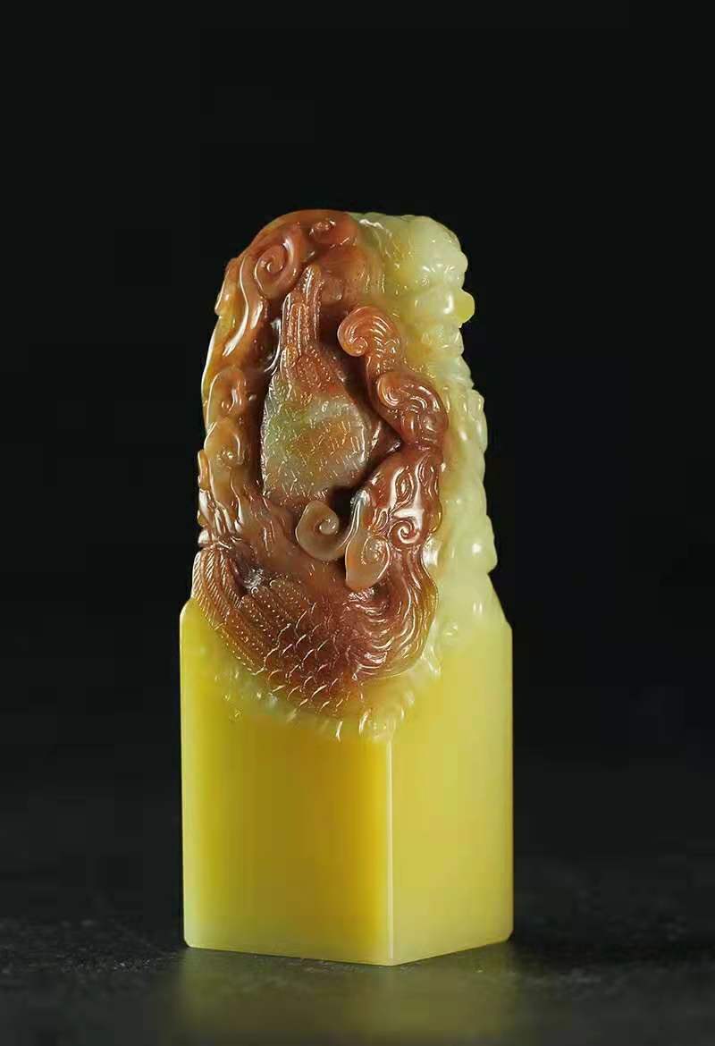 龙凤钮