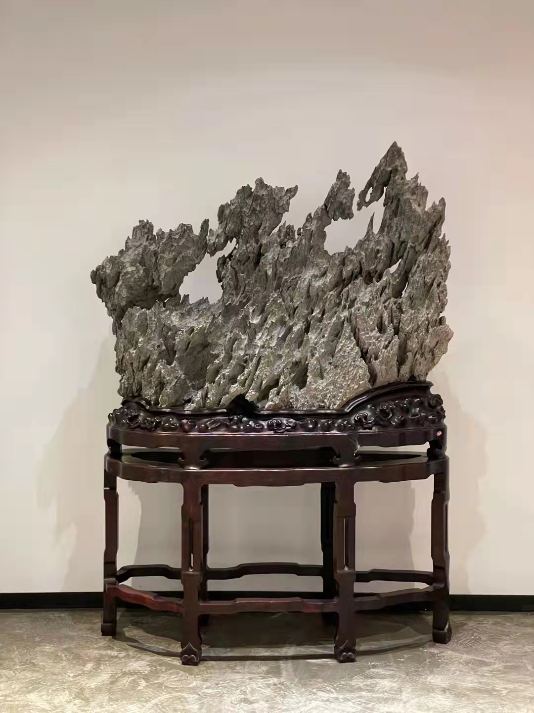 英石