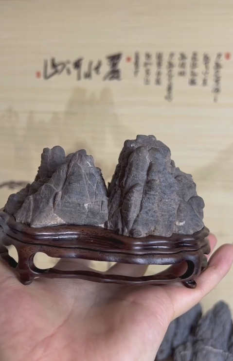 灵璧滴水莲花
