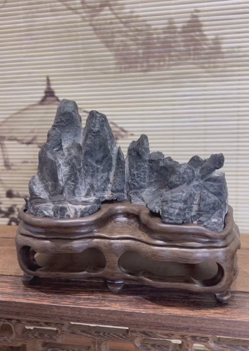 灵璧滴水莲花