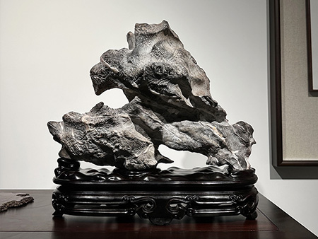 鹰山