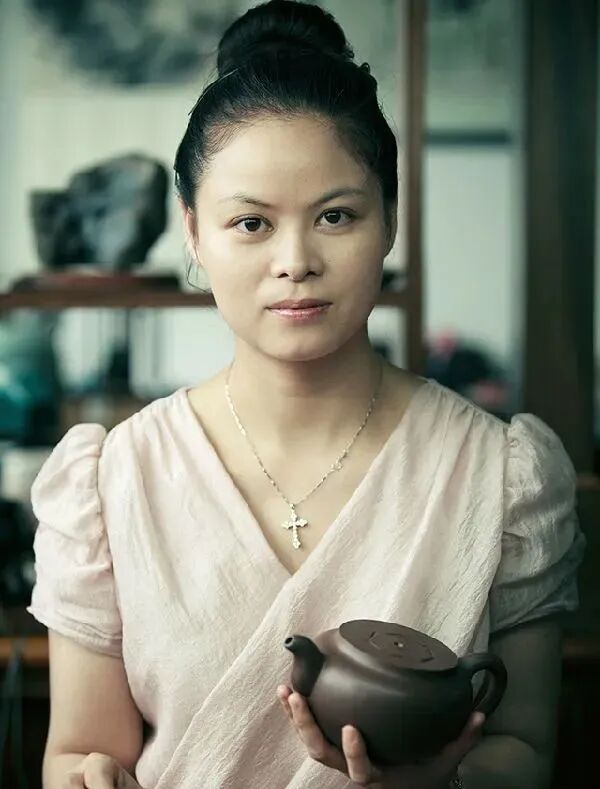顾婷.jpg 图片
